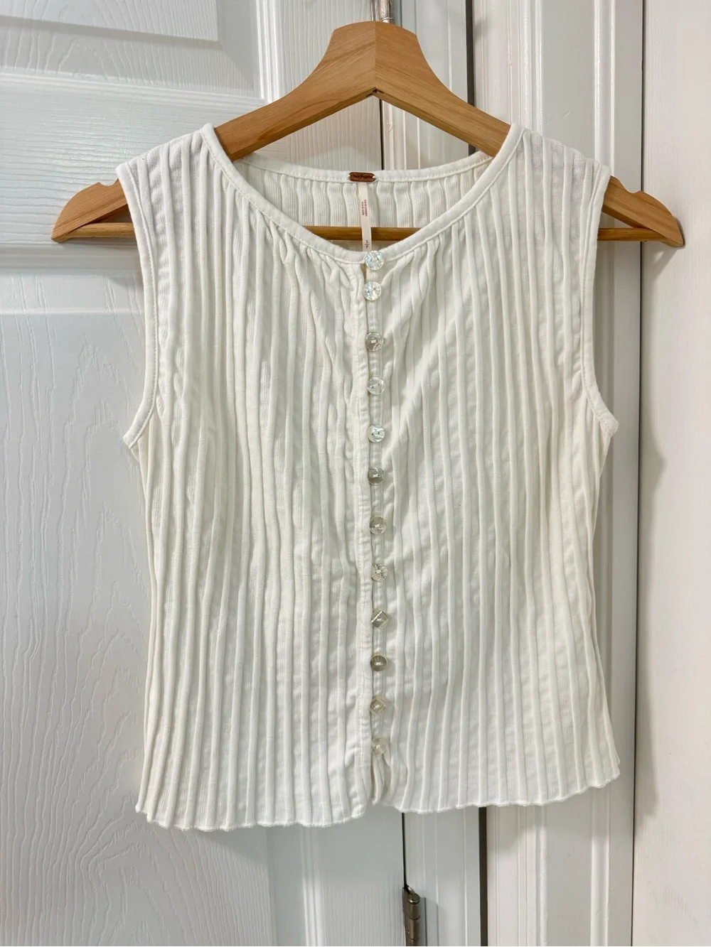 Free People Tilly ribbed button through vest in ivory size small